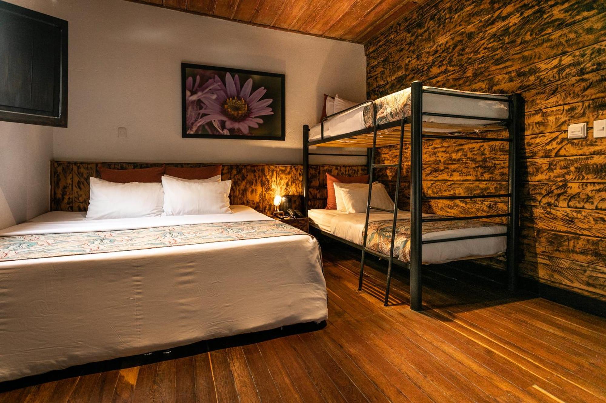Hotel Termales Del Ruiz Gallinazo  Exterior photo